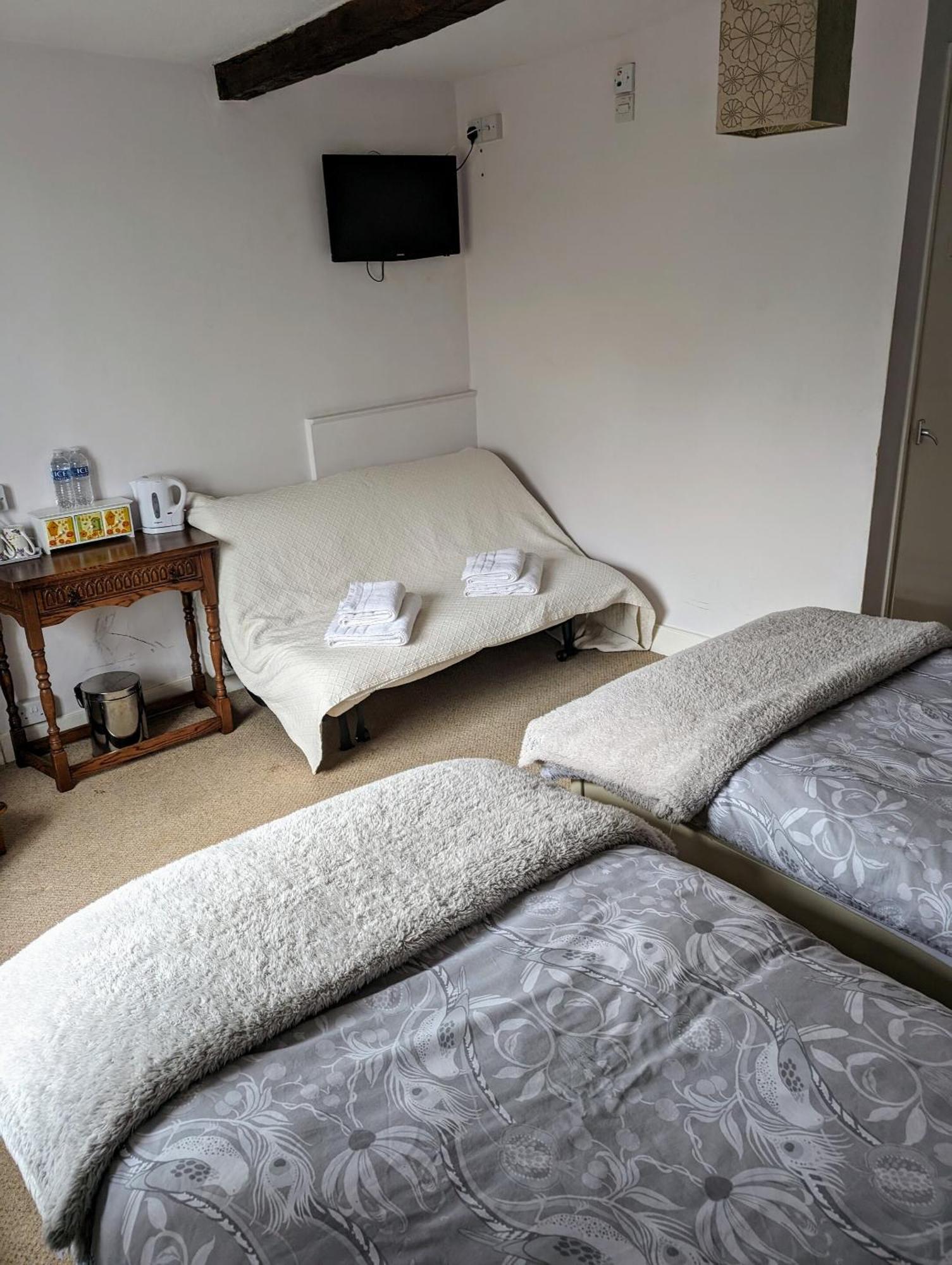 Bed and Breakfast Bartholomew Arms Maidford Exteriér fotografie