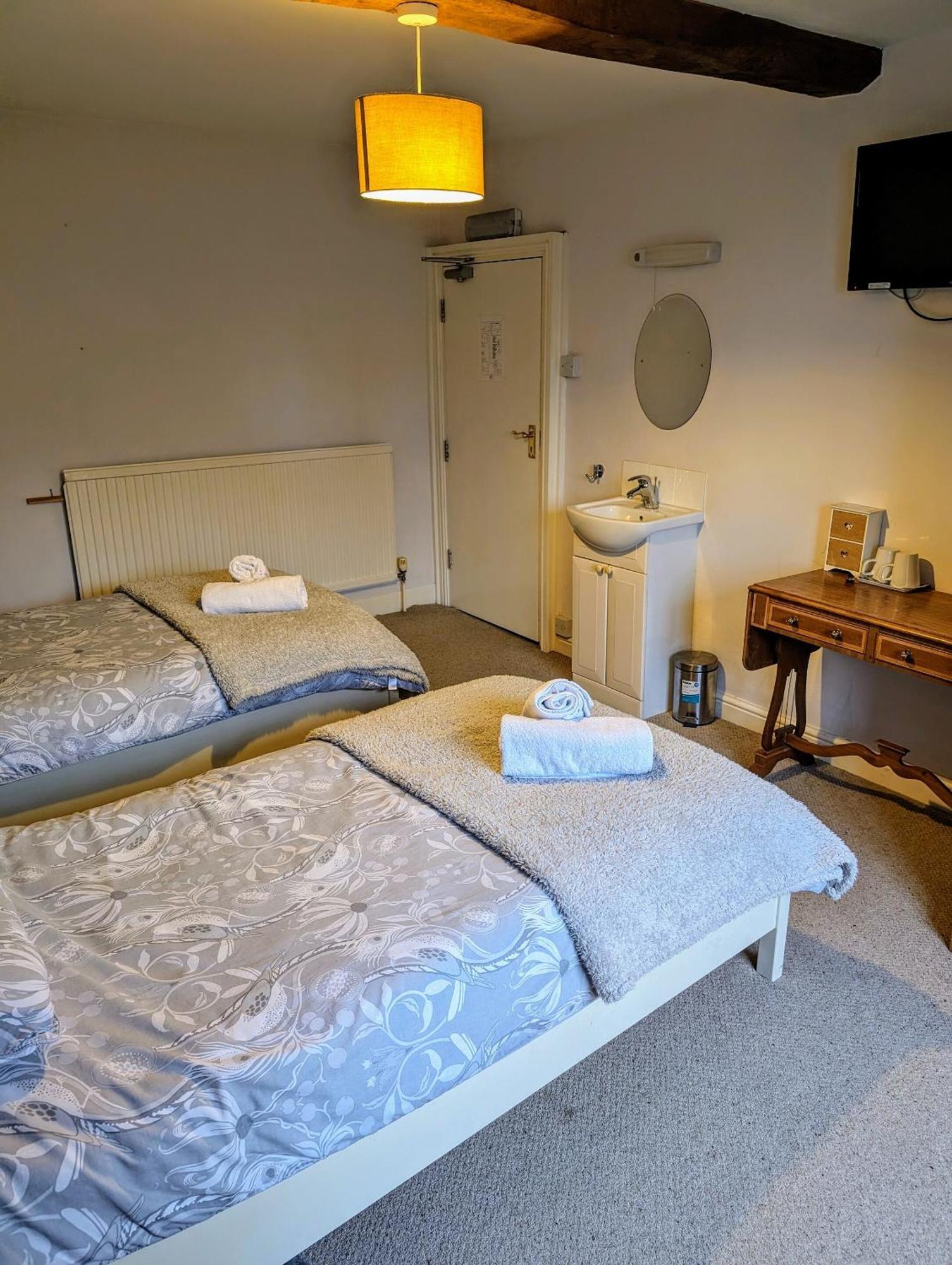 Bed and Breakfast Bartholomew Arms Maidford Exteriér fotografie